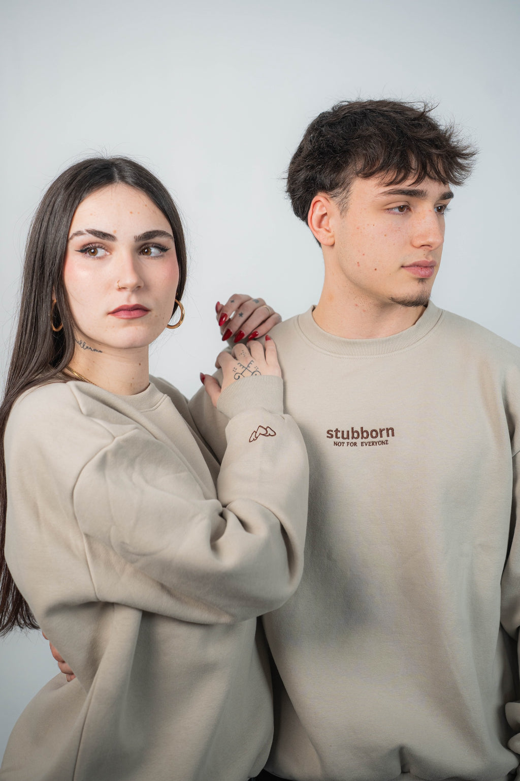 Sudadera sin Capucha básica Arena y Marrón