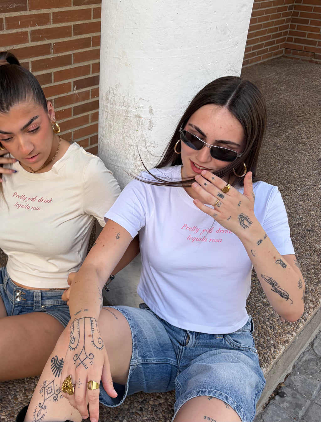 Top Corto Blanco - Rosa