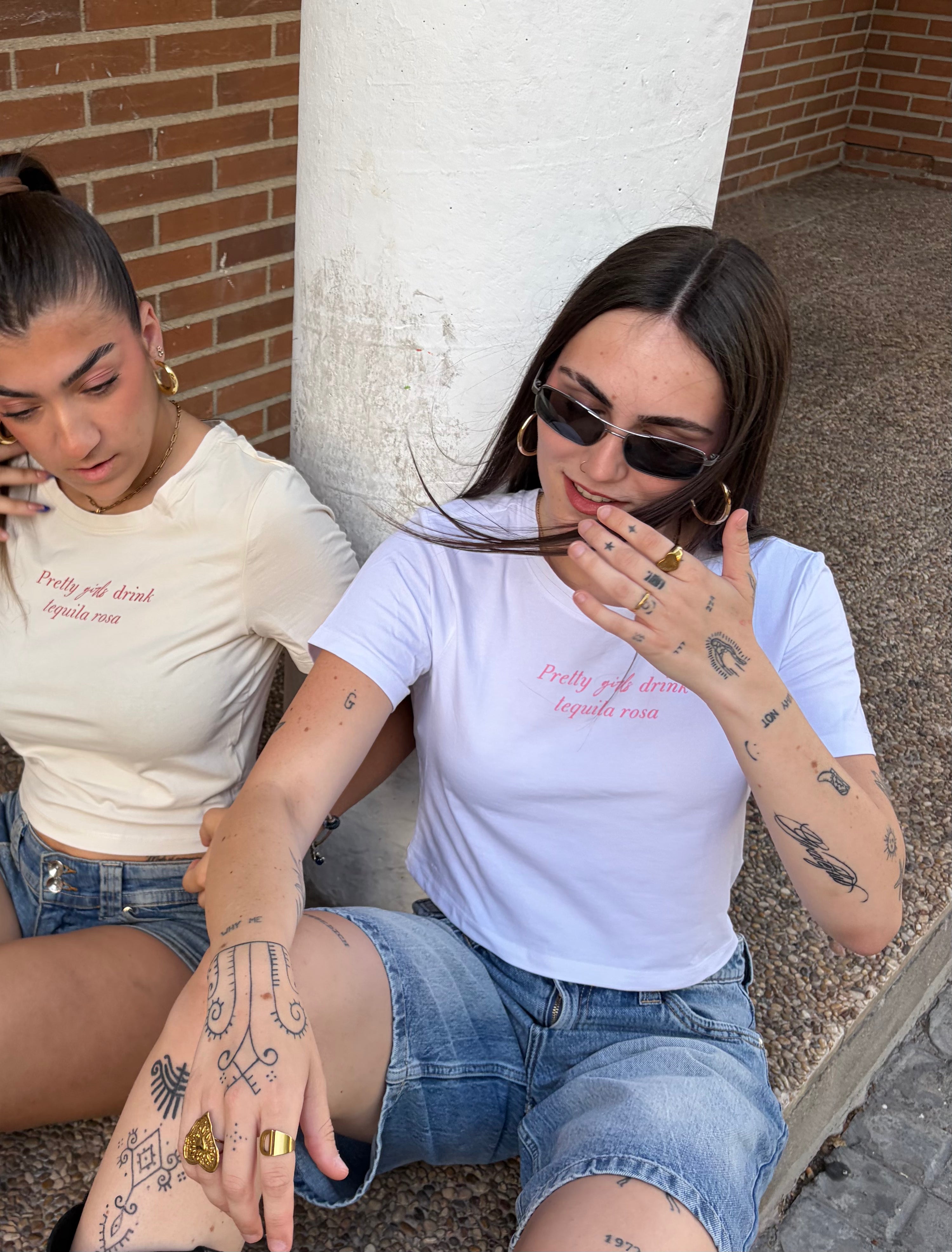 Top Corto Blanco - Rosa